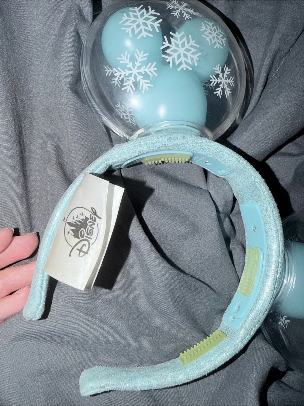 Disney headband glowing